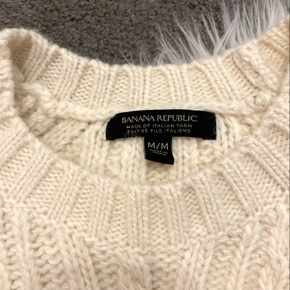 Ivory cable-knit sweater with fringe hem - Picture 3 of 6